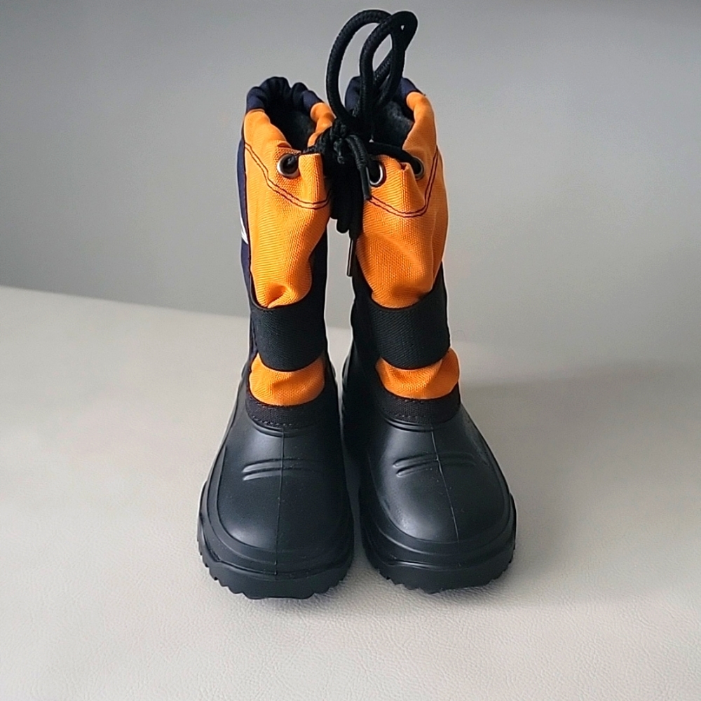 Snow boots for toddler